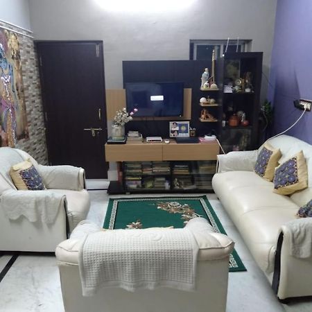 The Lovely Room Calcutta Buitenkant foto