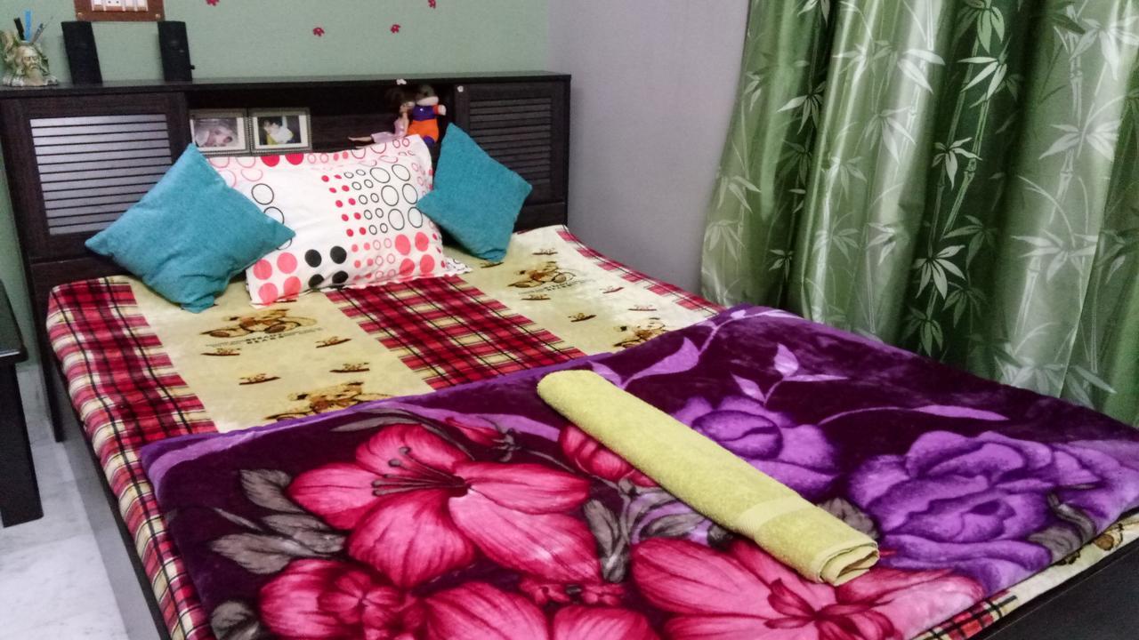 The Lovely Room Calcutta Buitenkant foto