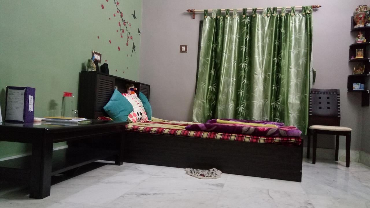 The Lovely Room Calcutta Buitenkant foto